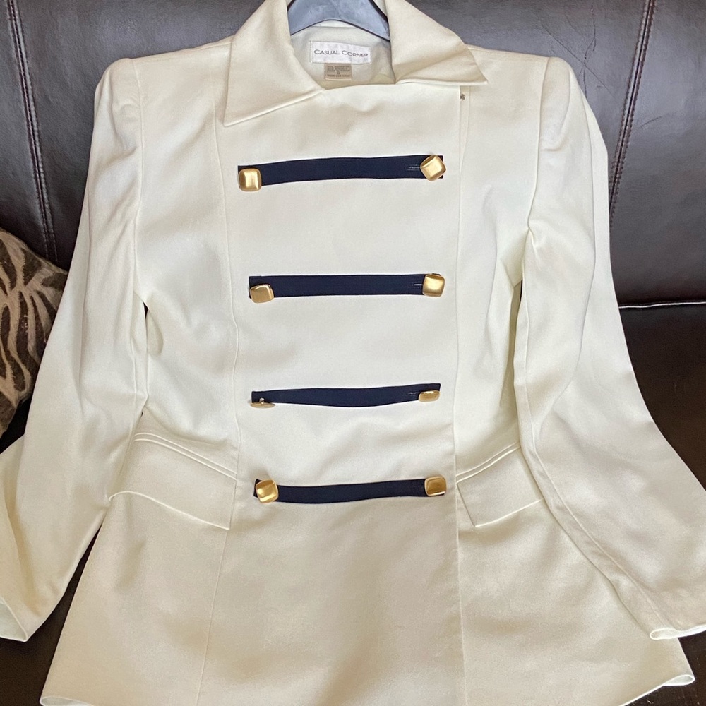 JACKET/SKIRT SUIT